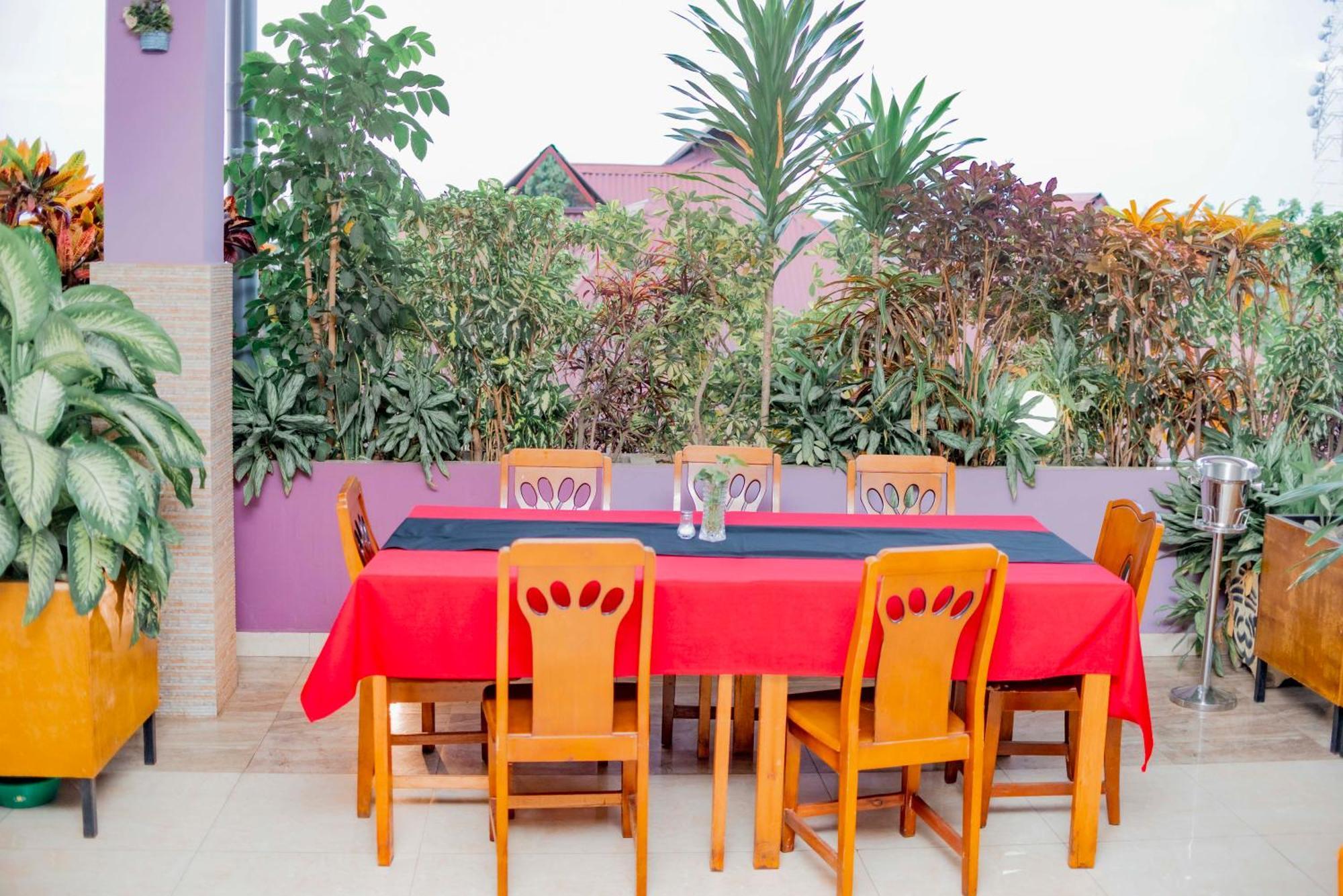 Tigers'S Apartment Hotel Bujumbura Exterior photo