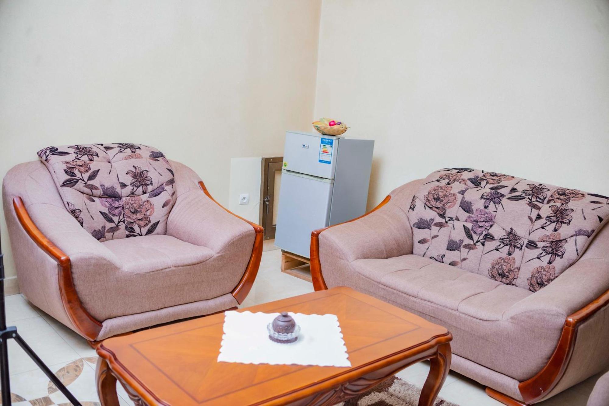 Tigers'S Apartment Hotel Bujumbura Exterior photo